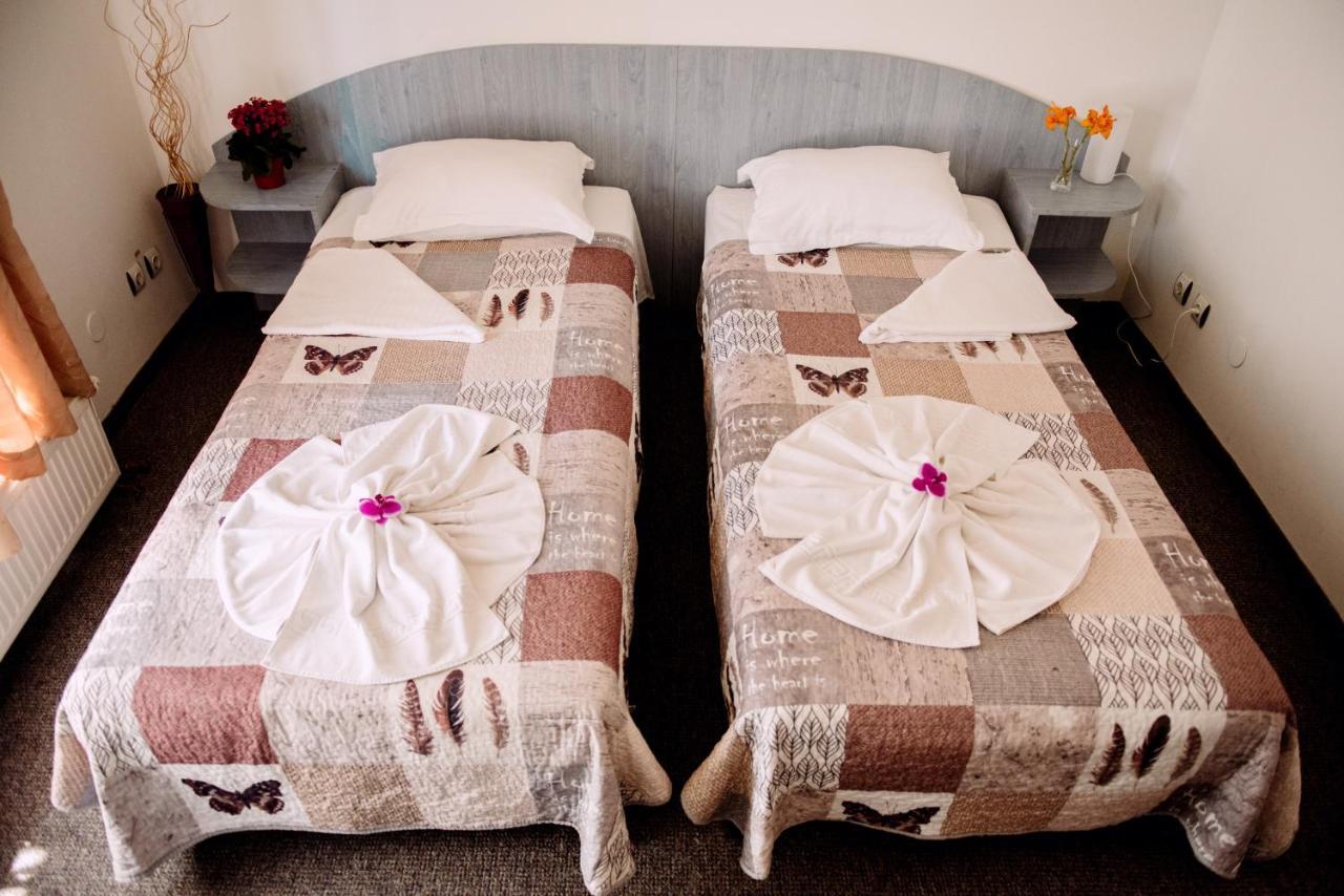 Casa Mica Guesthouse Bükreş Dış mekan fotoğraf