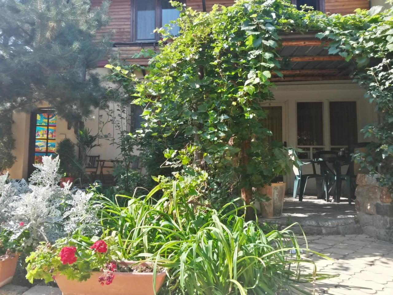 Casa Mica Guesthouse Bükreş Dış mekan fotoğraf